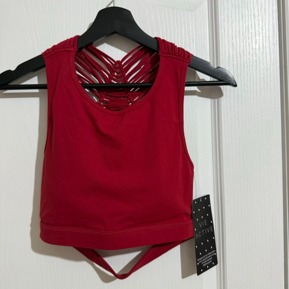 Women's Vie Active Lacey Sports Bra M Cabernet Red New with Tags